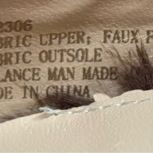 Leopard Print Red Rhinestone Lips Faux Fur Mule by Iris ApfelSize 8M - Picture 7 of 16